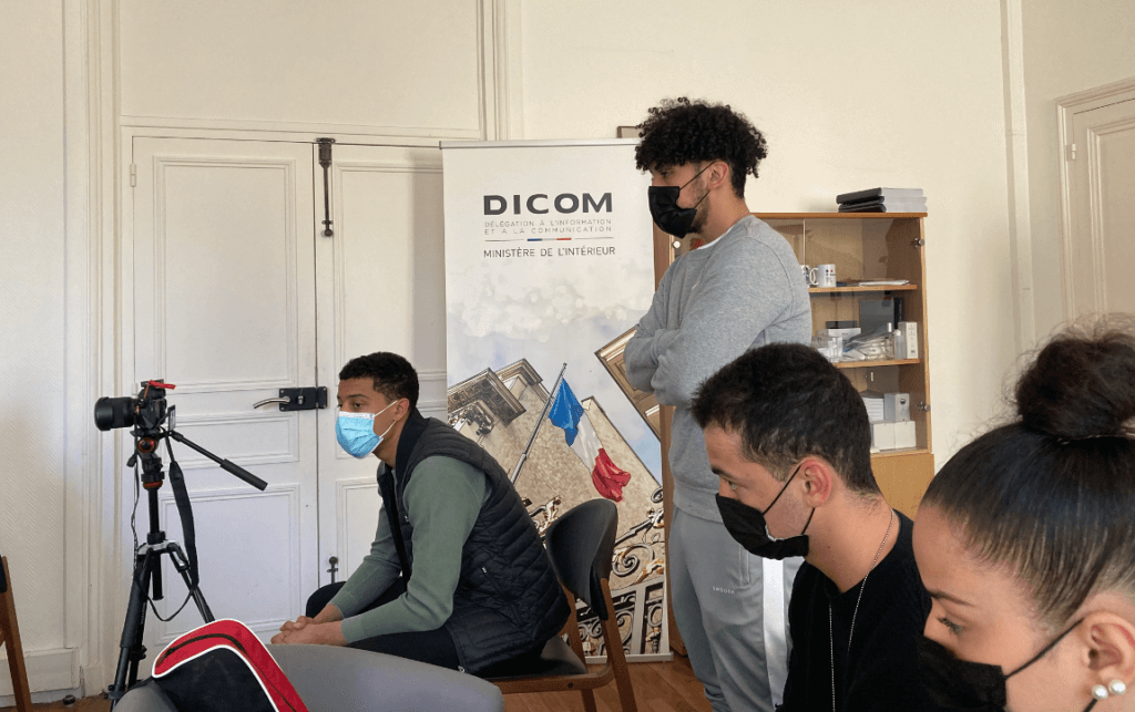 Atelier vidéo pour Police/Population